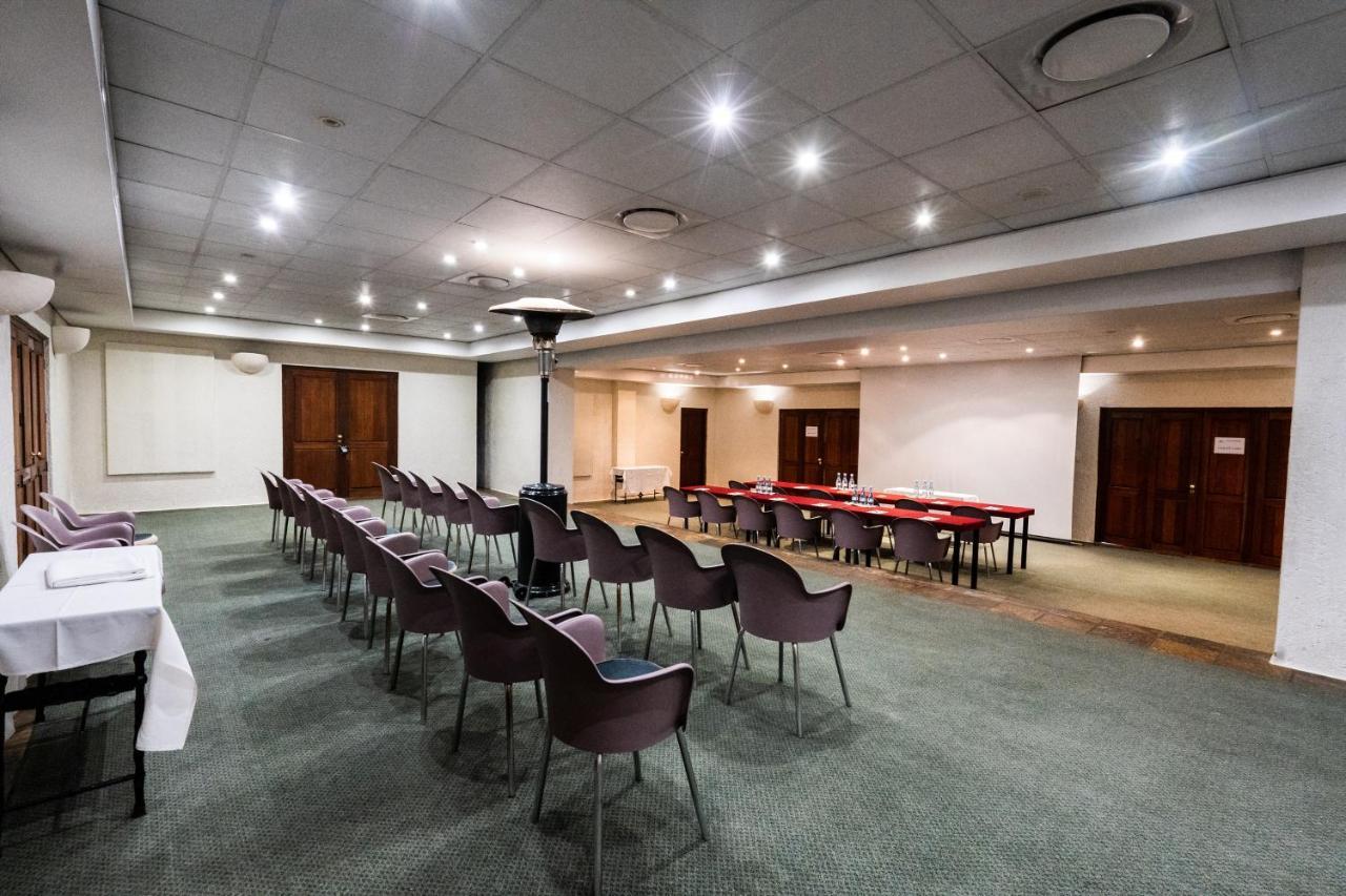 Hakunamatata Lodge&Health Spa/ Wedding&Conference venue Muldersdrift Bagian luar foto